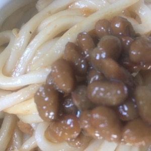 レトルトカレーで☆簡単納豆カレーうどん